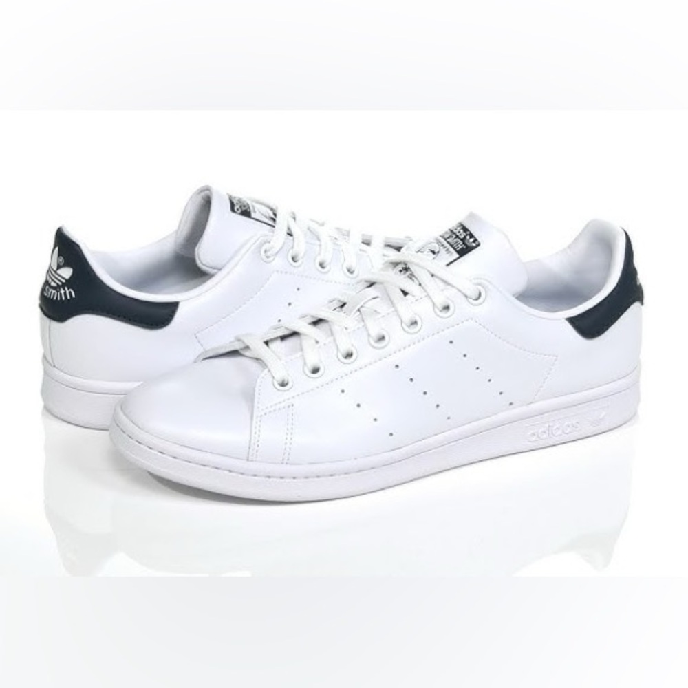 NWT IN BOX Adidas Stan Smith size 5.5